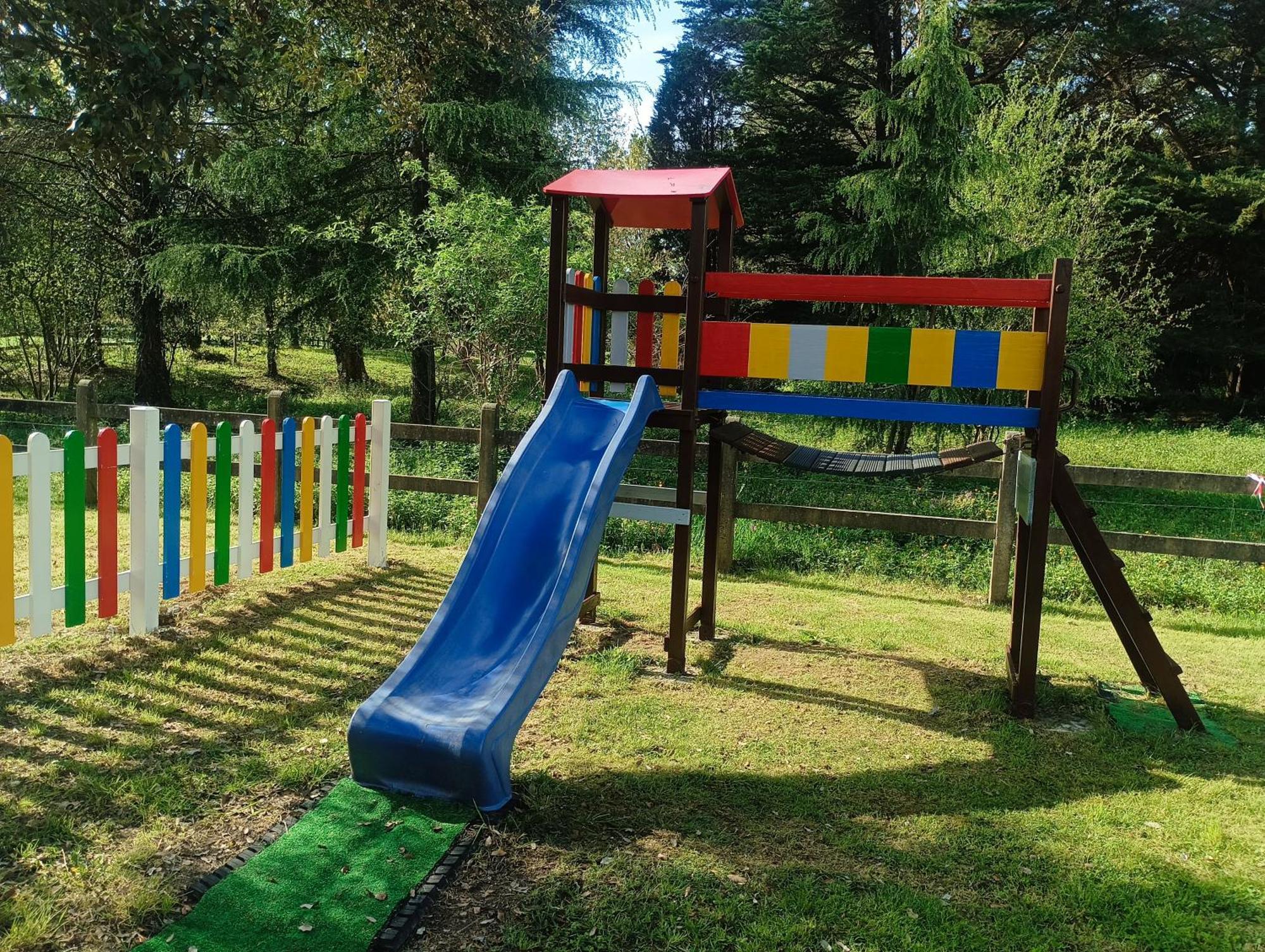 Posada Casa De Julia Parbayon エクステリア 写真